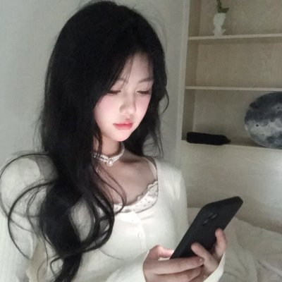 少女与海怪 海报